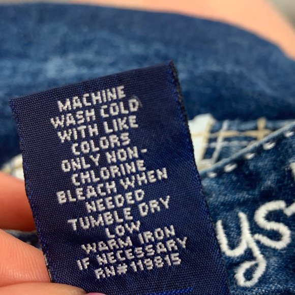 Amethyst Jean Blue Denim Shorts Low Rise Cuffed‎ Acid Washed 98% Cotton Size 3 - Picture 15 of 16